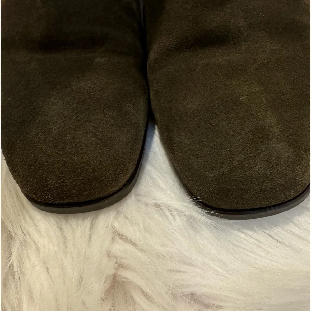 Aquatalia Lisa dark olive insulated suede ankle bootie size 39 or US 9